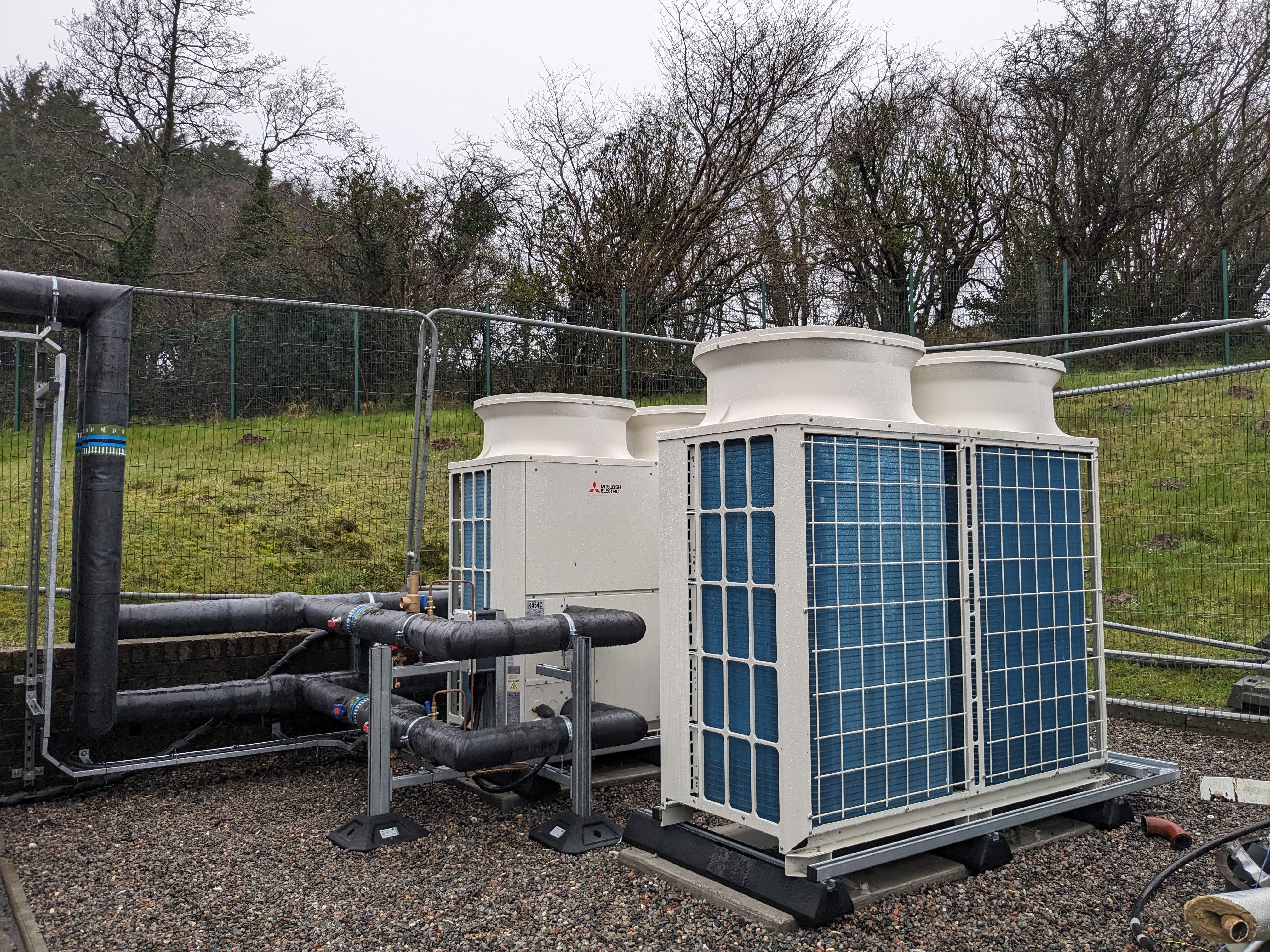 Carmarthenshire County Council, heat pumps for schools